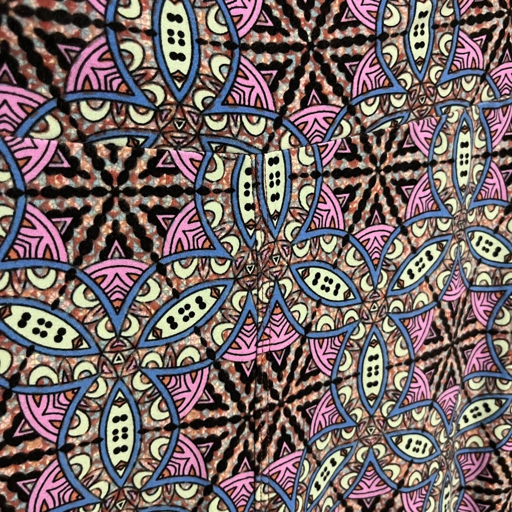 LuLaRoe tall & curvy leggings
